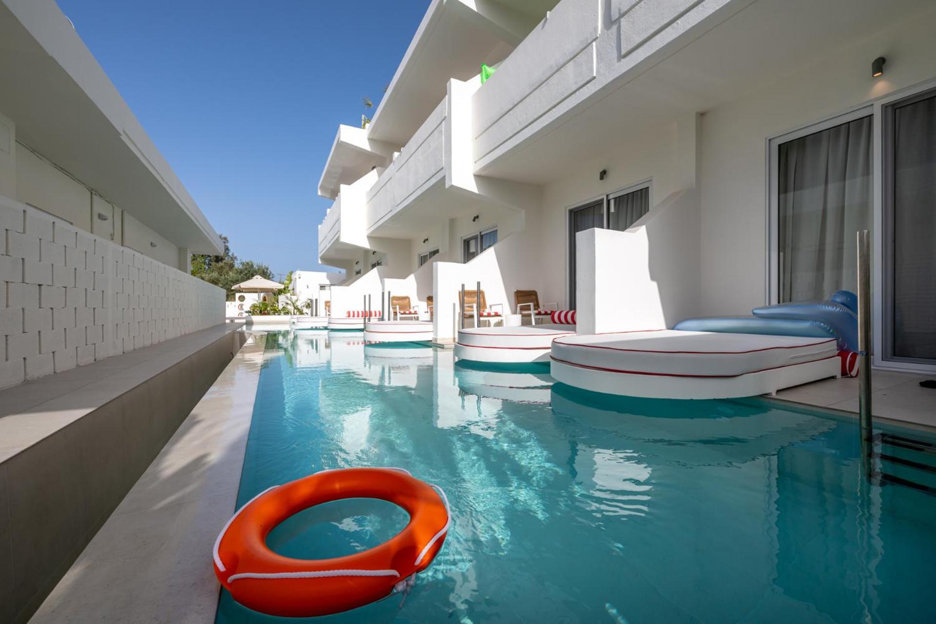 Patricia Aparthotel 2*